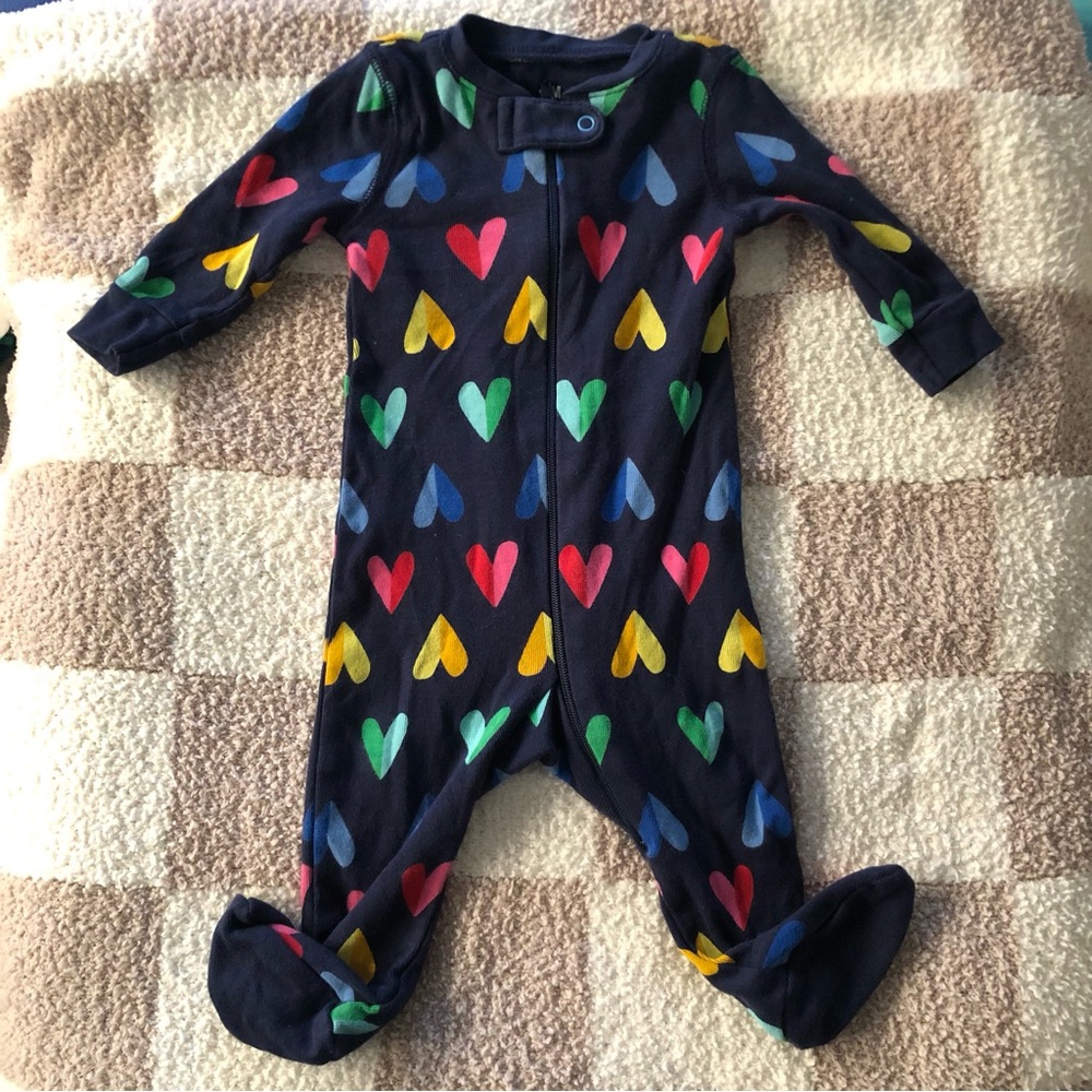 BOGO 🎊 Primary Colorful Rainbow Heart Print Navy Footie Pajamas